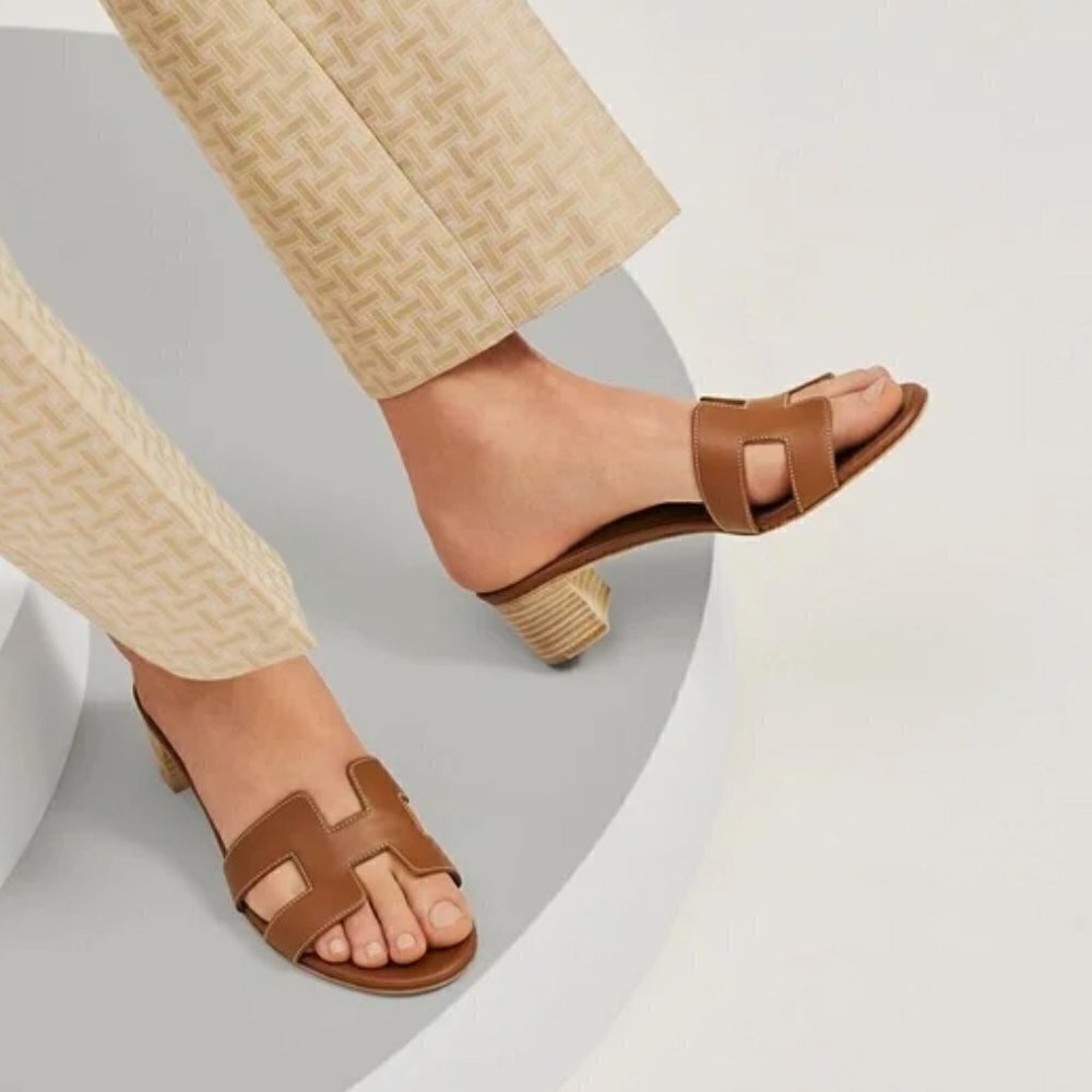 HERMES Oasis "H" Cut Out Sandals Women's Size 6.5 Cream Tan Block Heel Shoe - Picture 4 of 15